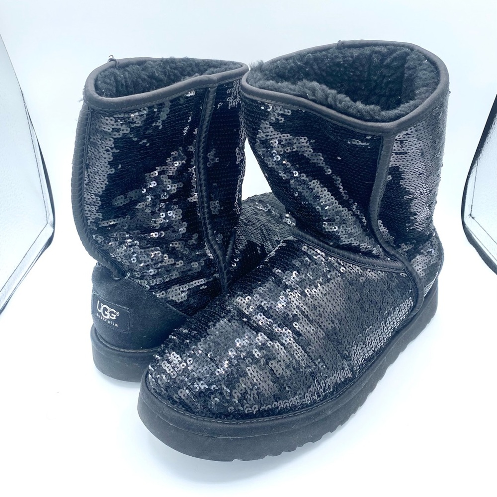 UGG Australia F19011E Womens Black Sequin Pull On Mid-Calf Boots Sheep Skin - 10